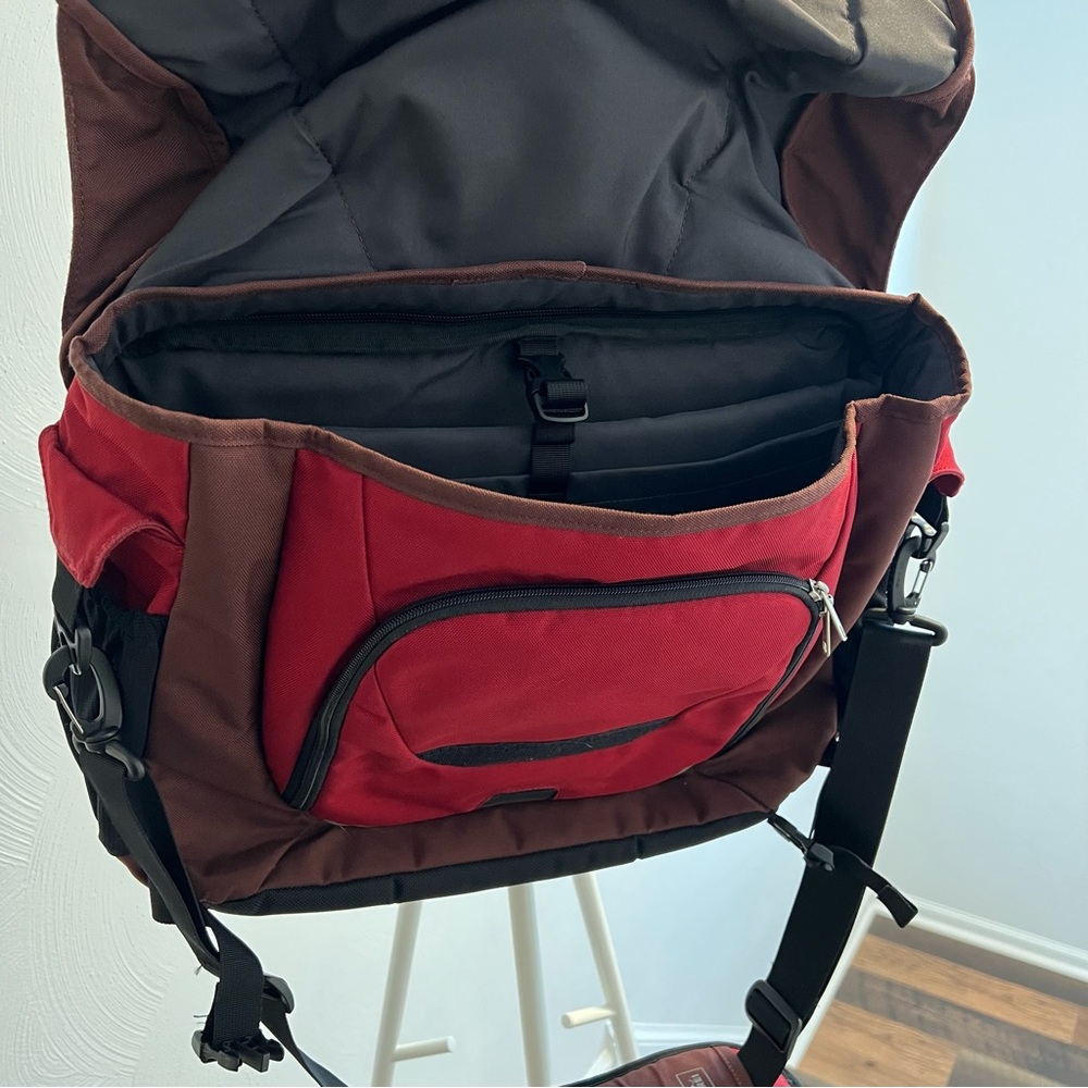 Rei CoOp Quantum Messenger Bag Gem